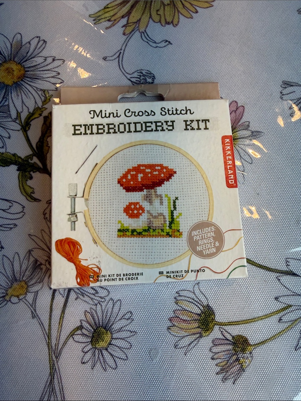 Kikkerland Mini Cross Stitch Kit - Red & Orange Mushroom new in box